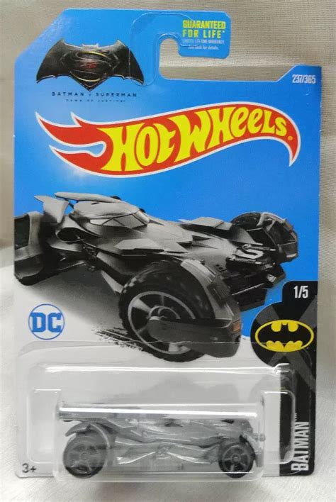 Batman Vs Superman Batmobile Mainline Hot Wheels Dty