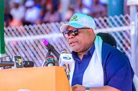 Gov Adeleke Opens Up On Collapse Of Oau Amphitheatre Thenewsguru