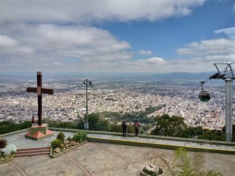 Vuelve la peña folklórica a la cima del cerro San Bernardo Infonoa Salta