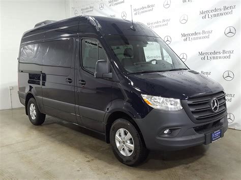 New 2019 Mercedes Benz Sprinter Passenger Van 2500 High Roof V6 144 RWD