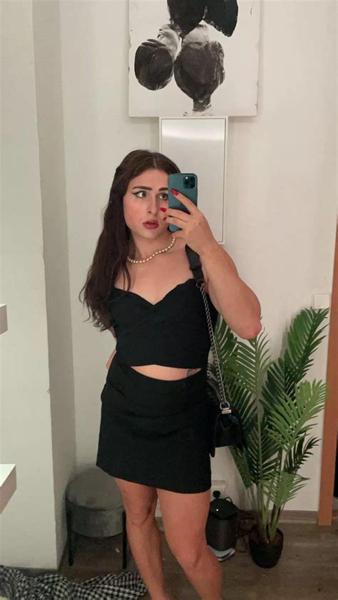 Can I Trap Someone In The Club If I Look Like This Nudes Sissies Nude Pics Org