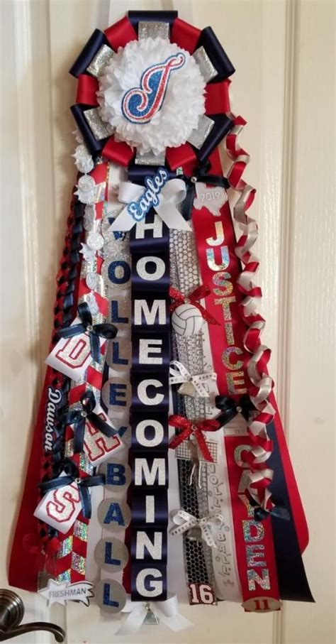 Not Your Average Mum” Handcrafted By Amanda Morse Homecoming Mums