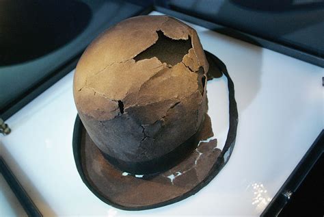 11 Artifacts Recovered From 'Titanic'