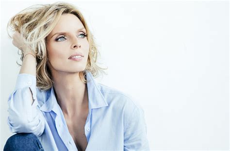 Sylvie Tellier Miss France Narr Tera Pas Le D Fil En Bikini Le Parisien