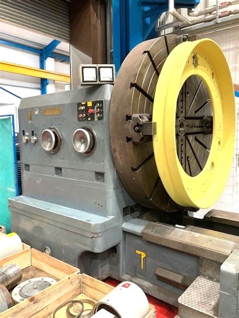 POREBA TCG200 X 5000mm Between Centres Heavy Duty Centre Lathe Year