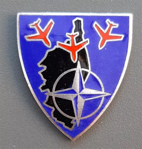 BA 126 SOLENZARA Insigne Badge émail BASE AERIENNE AIR SANS ATTACHE