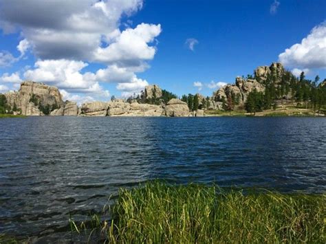 These 6 Gorgeous Lakes In South Dakota Are Demanding Your Attention