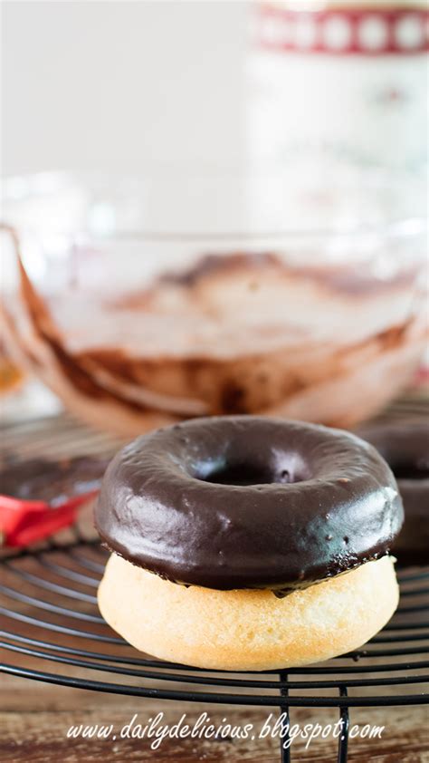 dailydelicious: Baked Doughnut with chocolate glaze