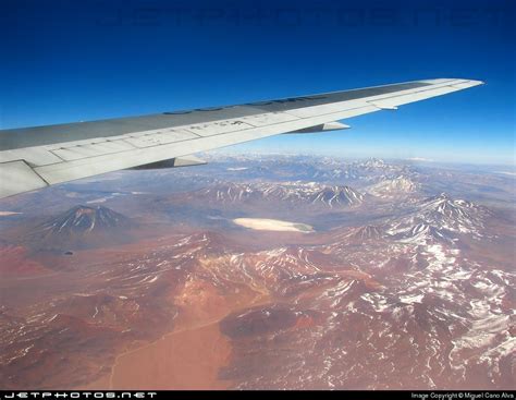 Cc Cml Boeing Q Er Lan Airlines Miguel Cano Alva Jetphotos