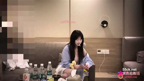 今天约了一个来旅游的兼职妹子鱼知欢Big Tits Asian Amateur