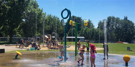 Holley Parks Splash Pad Is Open For The Summer The City Of La