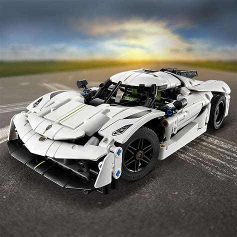 New LEGO Technic 2024 42184 Koenigsegg Jesko Absolut White Hypercar