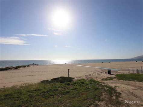 Will Rogers State Beach | Lifeguard Towers 6-7 | Rent this location on Giggster