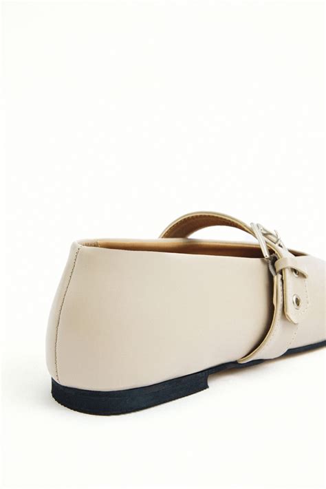 Gümüş Toka Detaylı Nude Kadın Babet lutvelizade tr