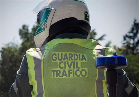 Accidente En Granada Muere Un Motorista Al Chocar Con Un Cami N En La