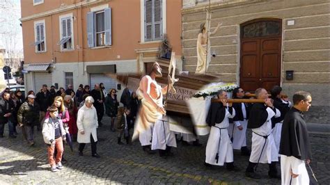 Processione Del Cristo Risorto Civitavecchia Pasqua 2013 YouTube