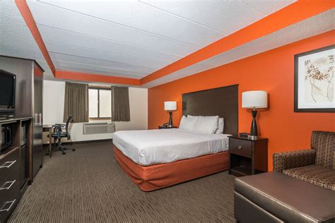 Baymont by Wyndham Bloomington MSP Airport | Richfield, MN Hotels
