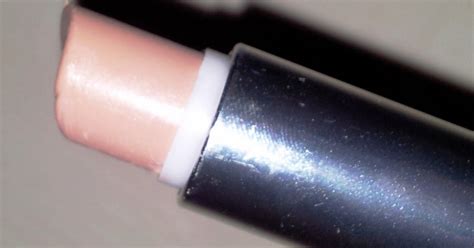 Meine Welt Ist Bunt Mein Perfekter Nude Lippie