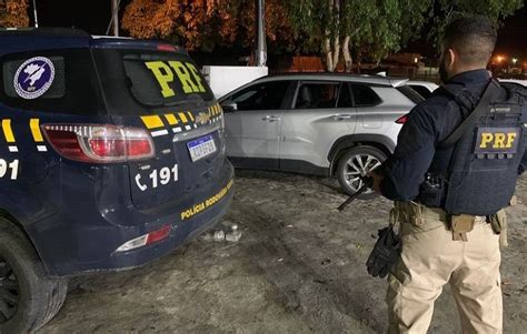 Idoso Detido Carro De Luxo Roubado E Comprado Por Um Ter O Do