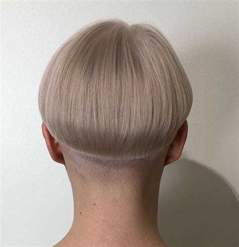 Pin Von Salon Stylist Auf Clipper Shaved Bowlcuts Nacken