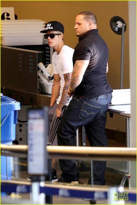 Celeb Diary Justin Bieber Lax Airport