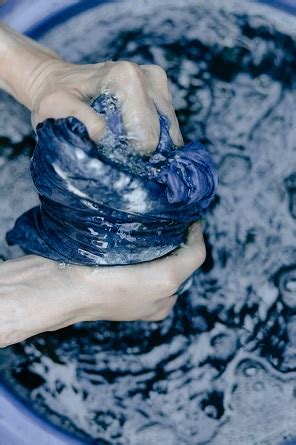 Textile Dyeing Overview Methods Types Of Dye Lesson Study