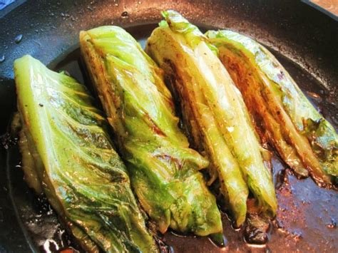 Pfannen Spitzkohl Mit Knusperspeck Rezept Kochbar De