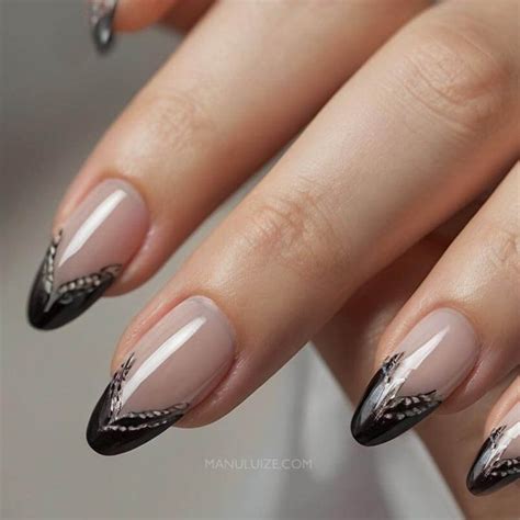 47 Black Nail Art Ideas Must Try Classy Nails In 2024 Sparkly Black