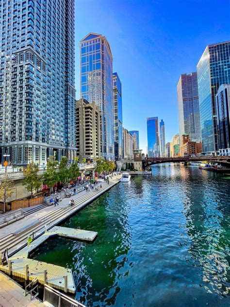 Chicago Riverwalk Photo, Chicago River Picture, Chicago Architecture ...