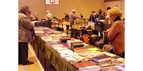 Vie Locale Saint Jean De Losne Deux Cents Visiteurs Au Salon Du Livre