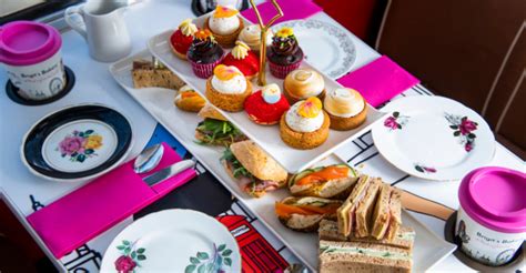 Brigit S Afternoon Tea Bus Tour For Two In London Experience Days Vouchers Experience Days