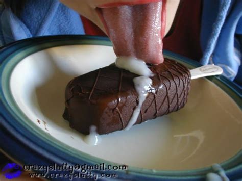 Nude Eating Cum XXGASM