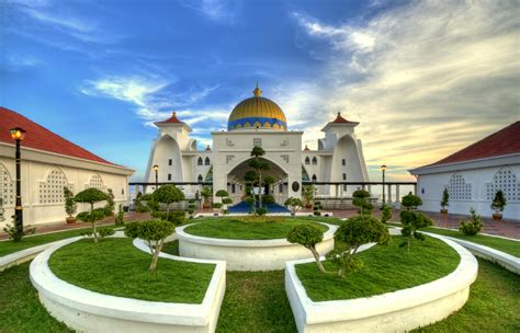 10 Masjid Cantik Di Malaysia, Memang Terpegun