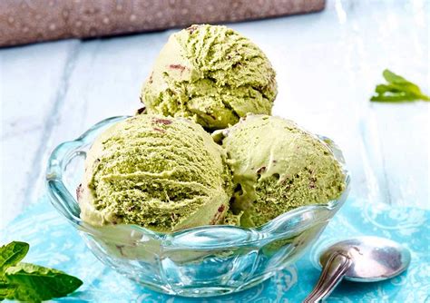 Matcha Eis Mit Minze Und Schoko St Ckchen Rezept Lecker