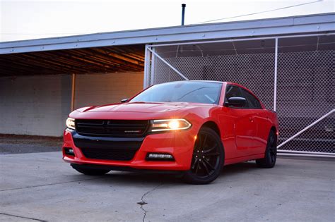 2016 Dodge Charger SXT Review