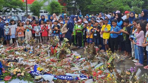 Keluarga Minta Jenazah Korban Tragedi Kanjuruhan Diautopsi