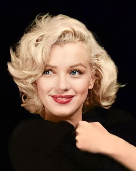 Marilyn Monroe Striking Beauty 1950s R Oldschoolcelebs