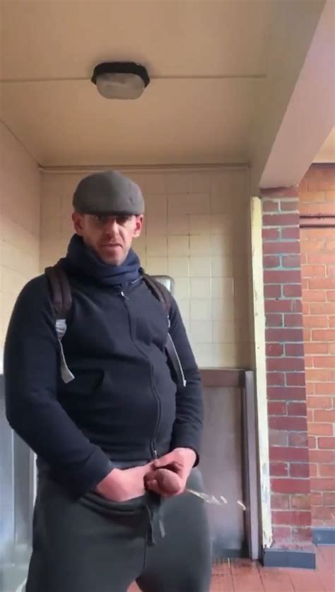HOT ALPHA PISSING IN PUBLIC STRANGER DRINKS ThisVid