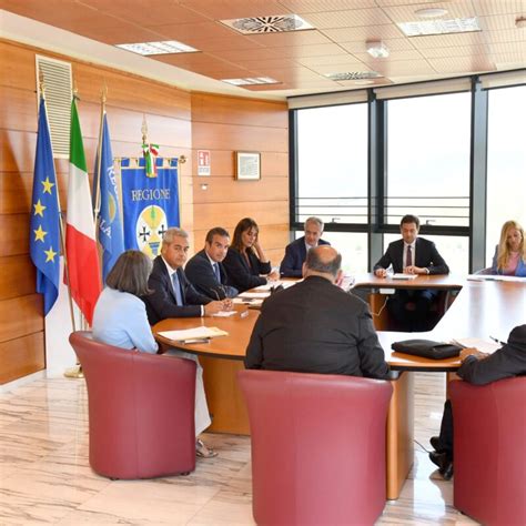 Regione Calabria Ok Della Giunta A Provvedimenti In Materia Di