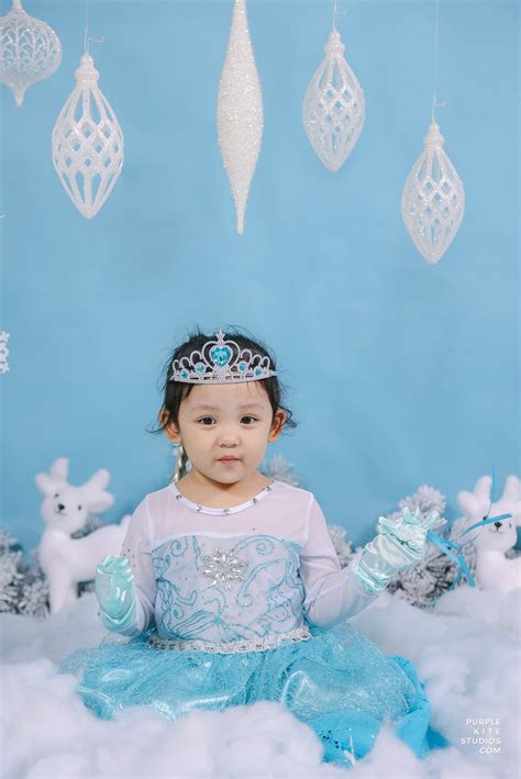 Kiara Pre-birthday (Frozen Theme) – Purple Kite Studios