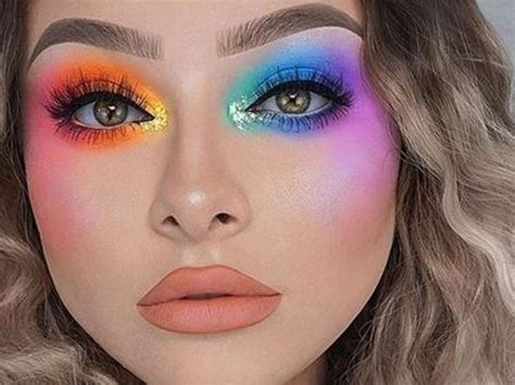 Maquillaje de colores Aprende a aplicar la técnica de colorimetría