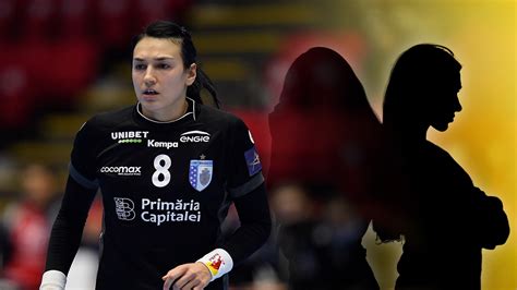 Playsport Cristina Neagu S A Certat Cu Cea Mai Bun Prieten A Ei O