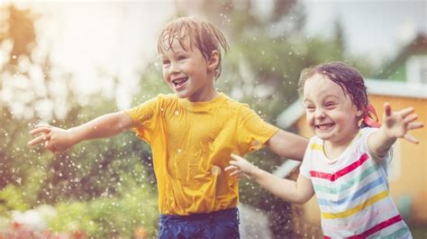 8 Best Diy Water Play Ideas Parentmap