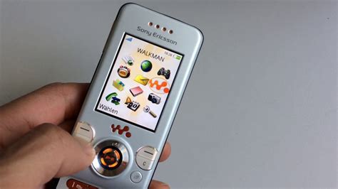 Sony Ericsson W580i - YouTube