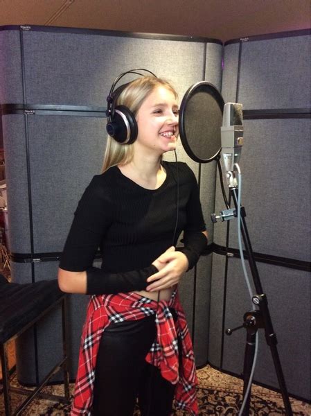 Hot Sexy Ula Venckus Bikini Pics