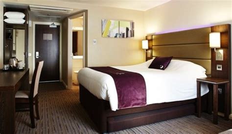 Premier Inn Dundee West Hotel Reviews Photos And Price Comparison