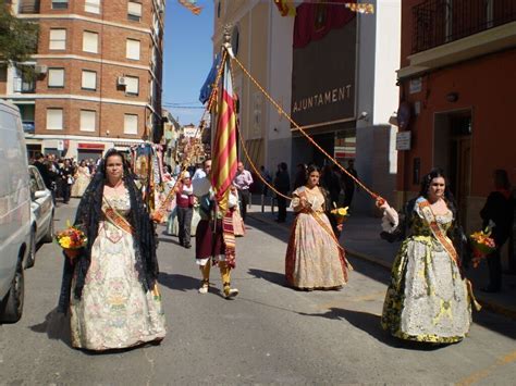 Ofrenda a la Virgen del Rosario Ajuntament de Sedaví