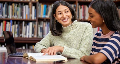 Becas Para Mujeres Emprendedoras O Que Quieran Aprender A Montar