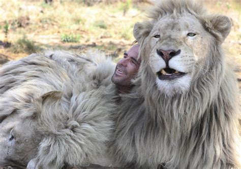 The 'Lion Whisperer' Kevin Richardson | Odd Interesting