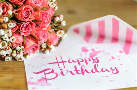 5 Reasons Why Flowers Make Great Birthday Presents | Farm Florist